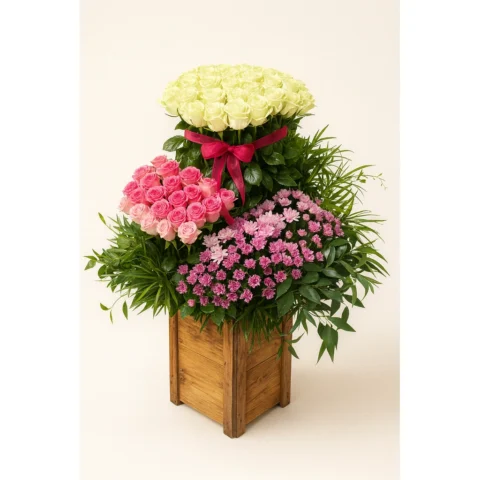 Triple Bloom Luxury Stand