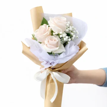 White Elegance (3 Roses)